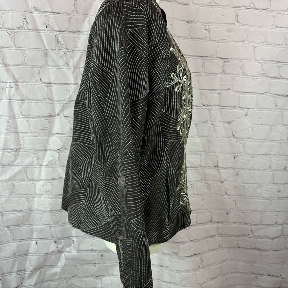 chico's Elegant Embroidered floral Women's blazer Jacket sz 2 (Large 12) - Picture 3 of 11